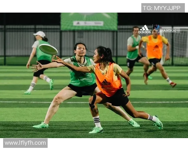 上海飞盘队在极限运动会中以89分稳居积分榜首位