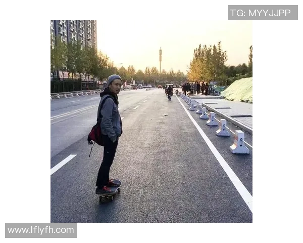 南京滑板队的战术解析与深度盯防技巧探秘 南京滑板队的战术解析与深度盯防技巧探秘
