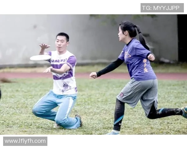 重庆飞盘队个人能力引发热议球员表现成焦点争论的关键因素 重庆飞盘队个人能力引发热议球员表现成焦点争论的关键因素